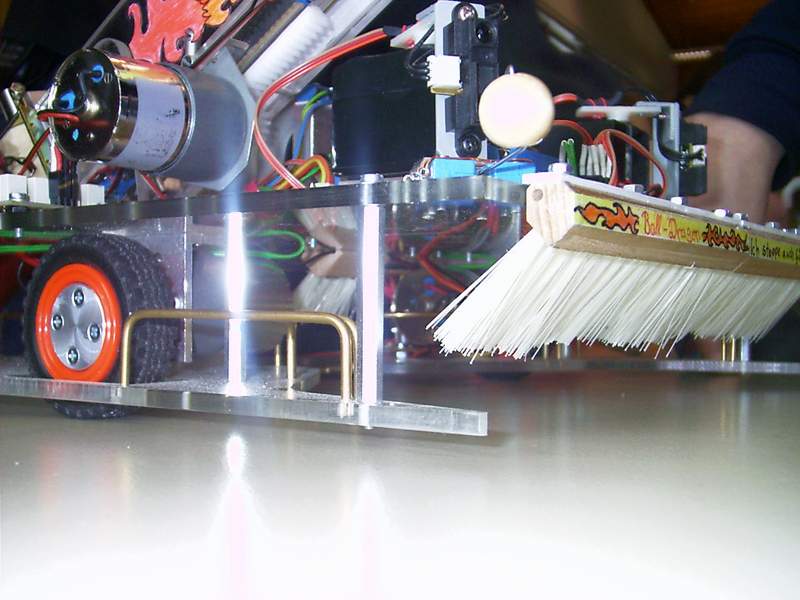 Volleyballer Ball Dragon von 
Uwe Platt